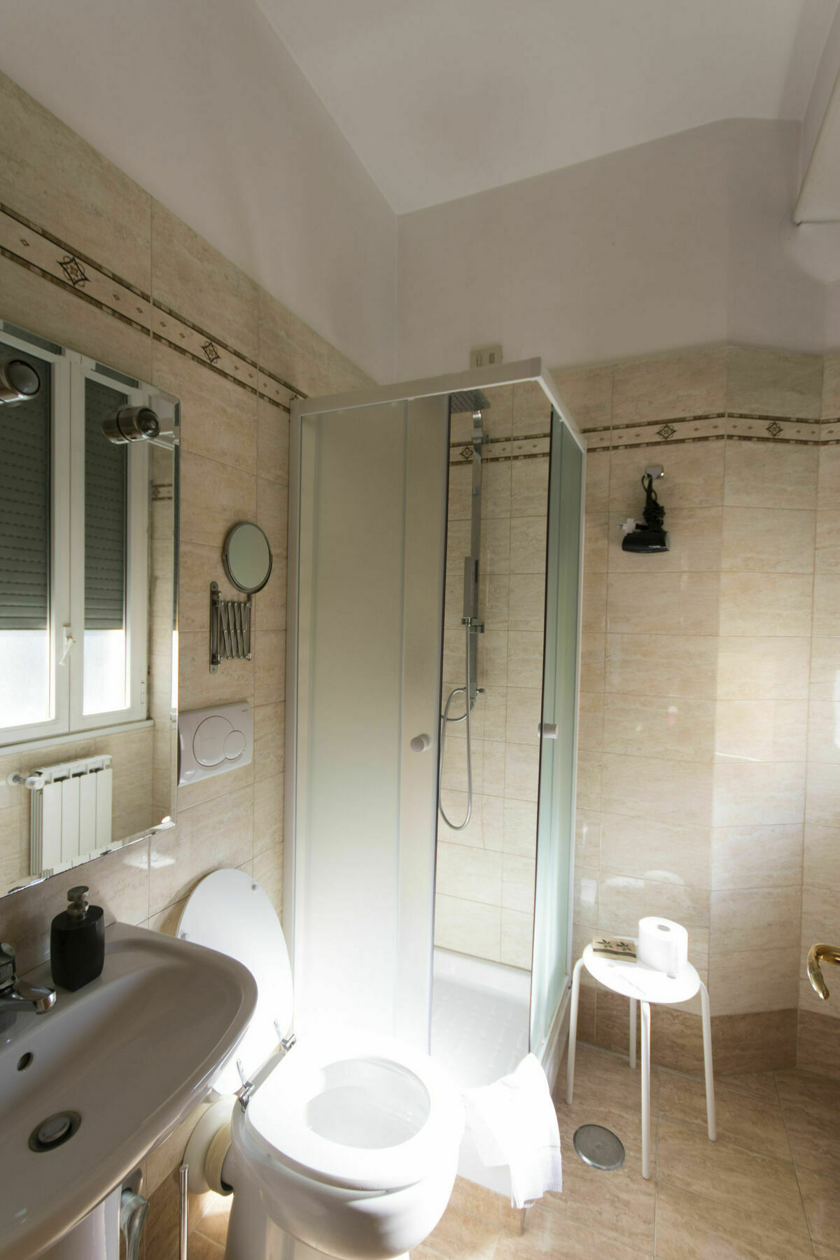 Le Suites Di Tevere Home Рим Экстерьер фото