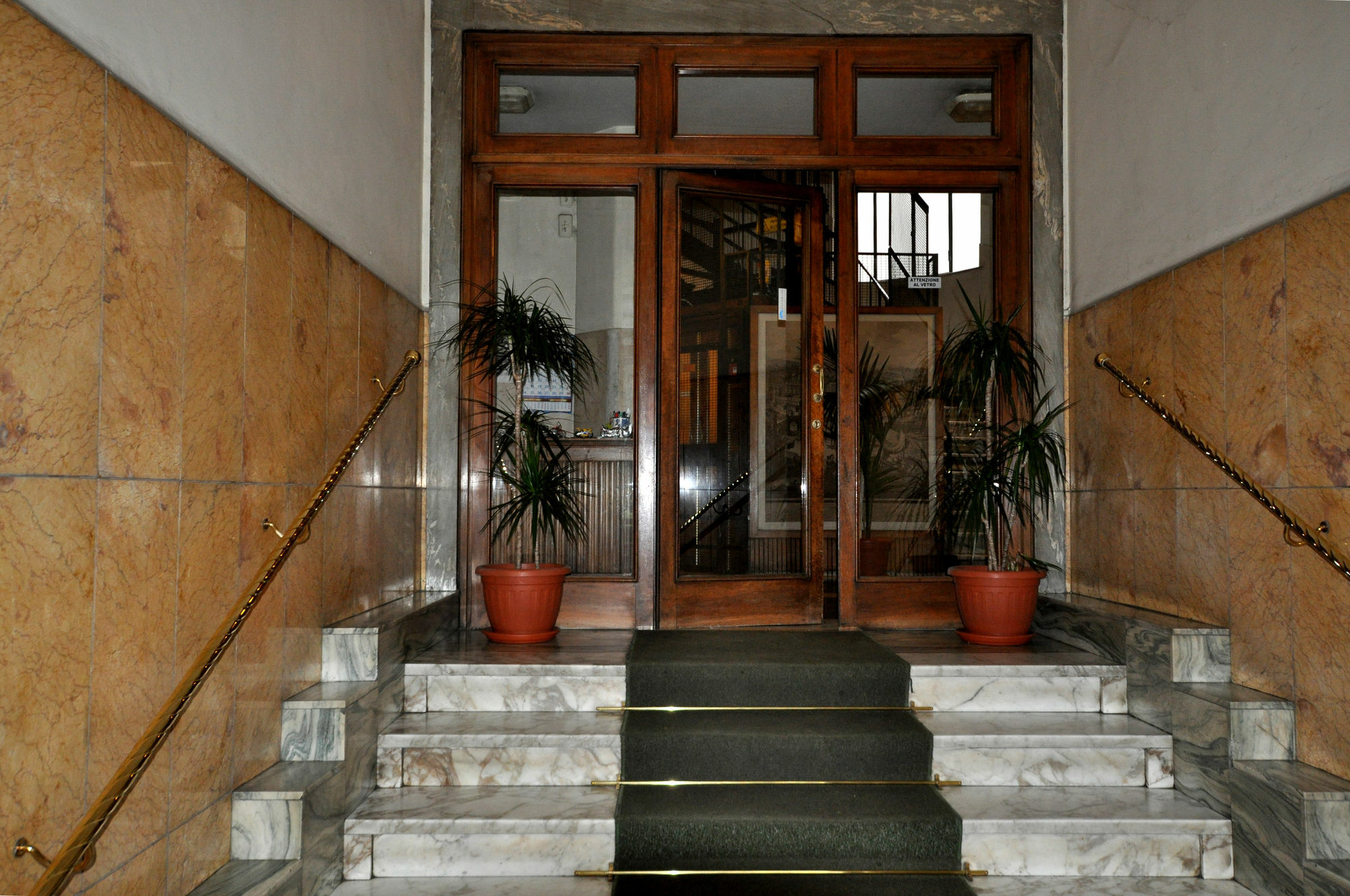 Le Suites Di Tevere Home Рим Экстерьер фото